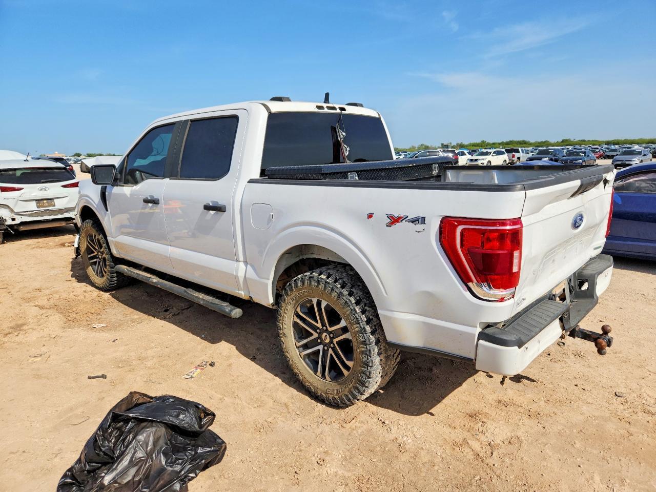 2023 Ford F150 Supercrew - Фото 2
