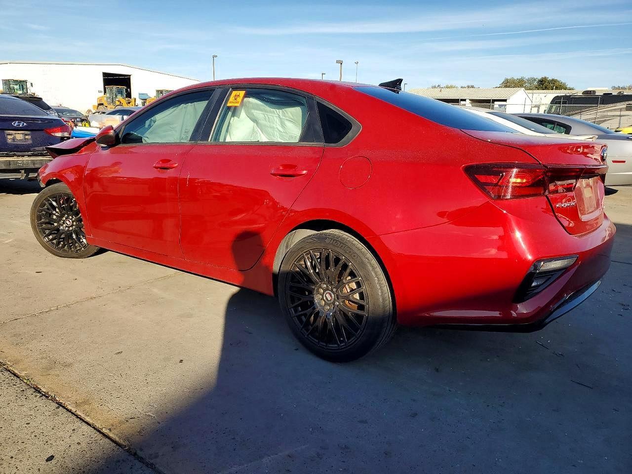 2020 Kia Forte Lxs - Image 2
