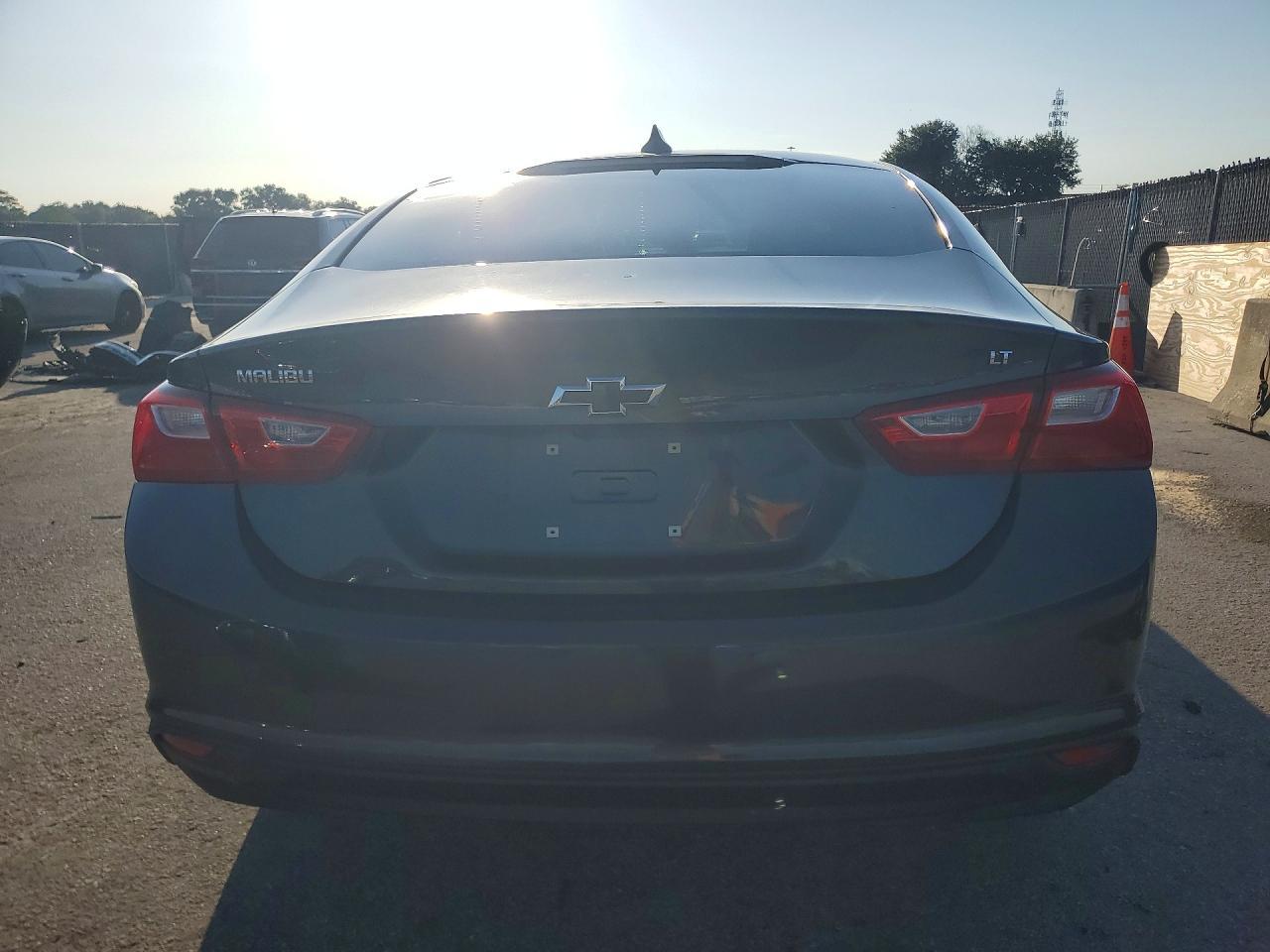 2018 Chevrolet Malibu Lt - Фото 6