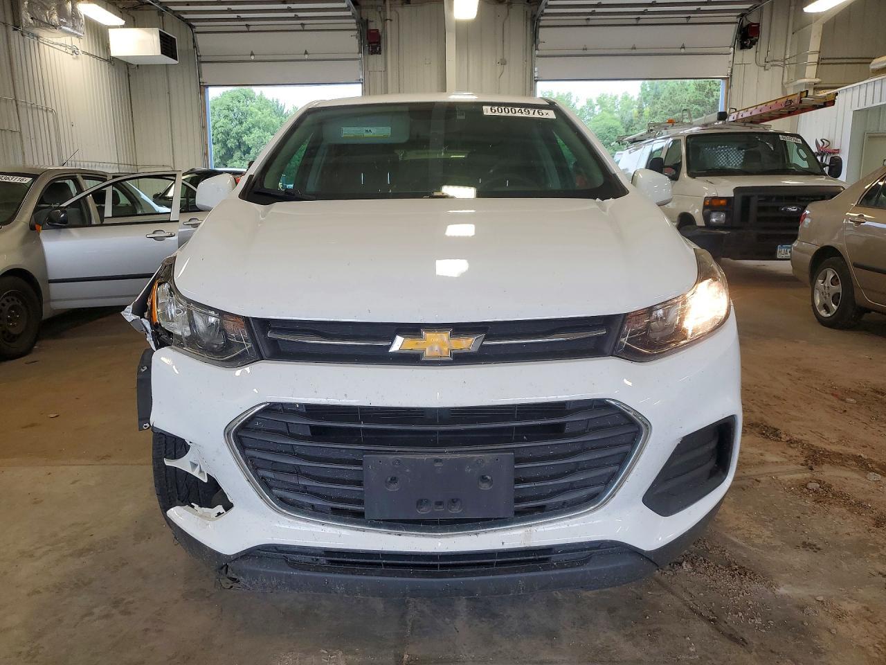 2019 Chevrolet Trax Ls - Image 5