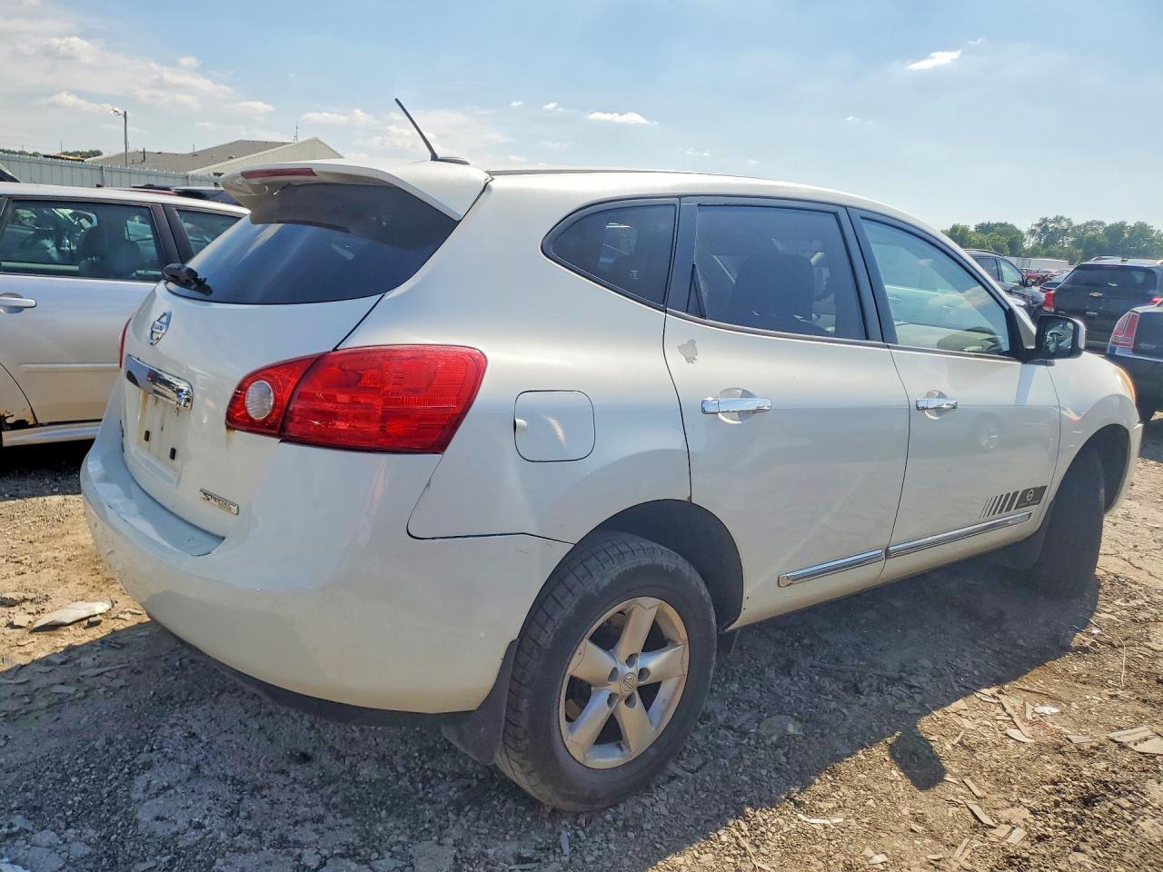 2013 Nissan Rogue S - Фото 3