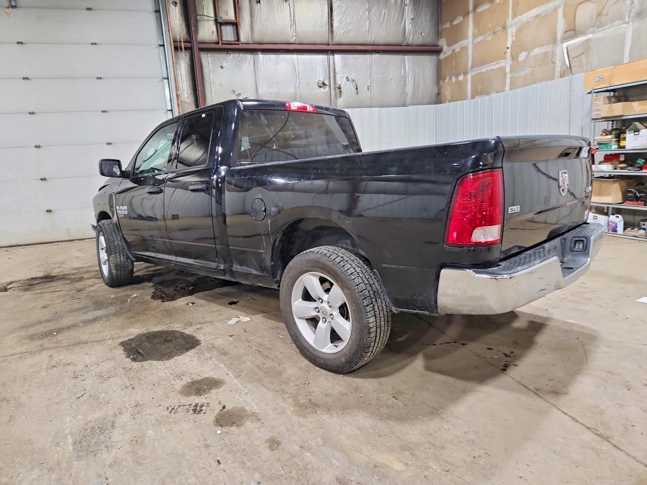 2024 Ram 1500 Classic Slt - Фото 2