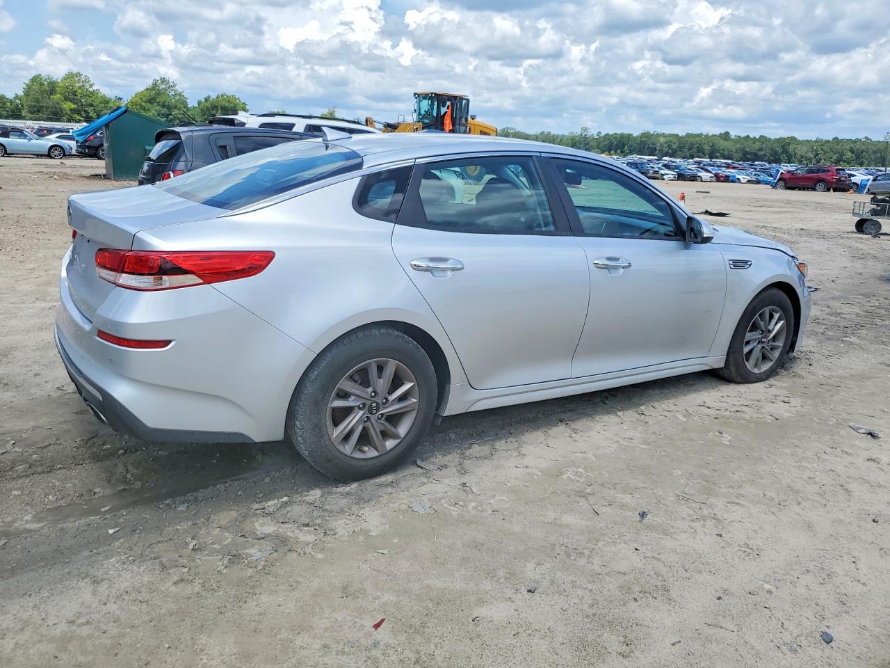 2020 Kia Optima Lx - Фото 3