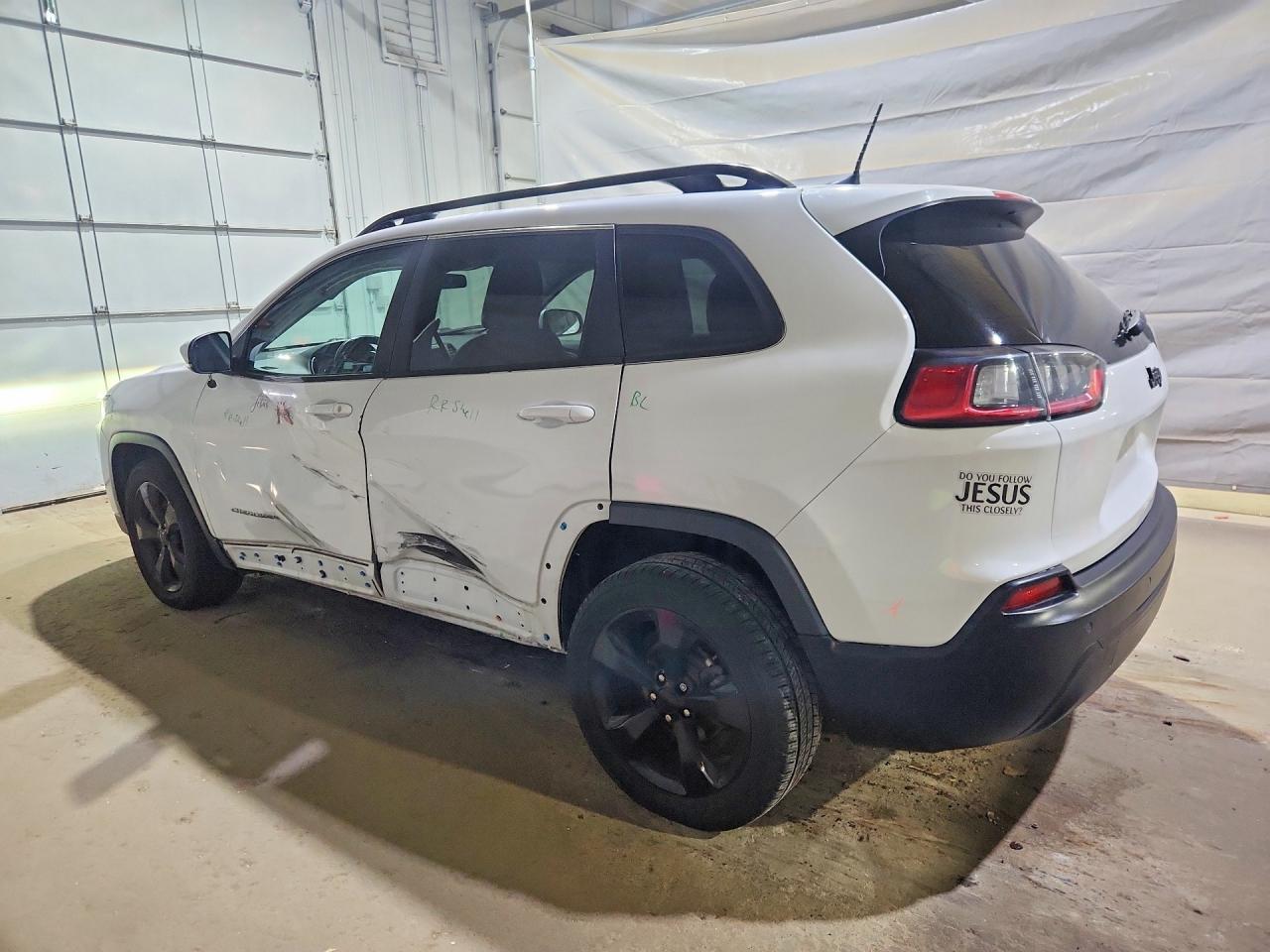 2020 Jeep Cherokee Latitude Plus - Image 2