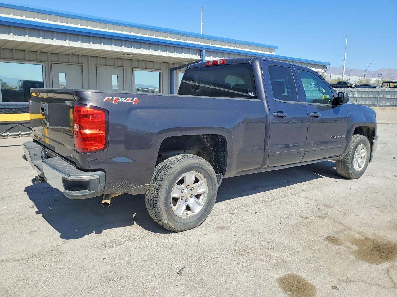 2015 Chevrolet Silverado K1500 Lt - Фото 3