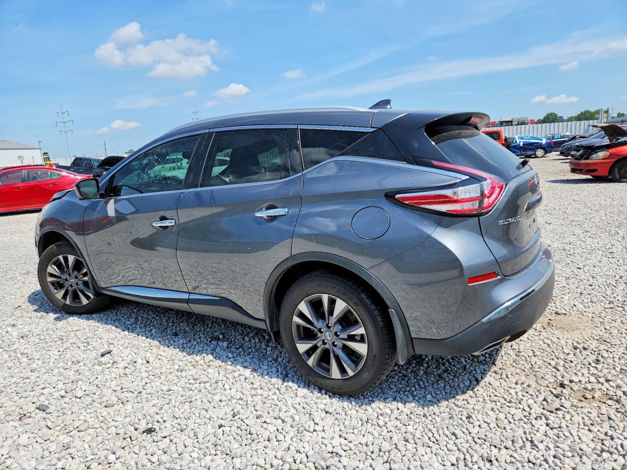 2017 Nissan Murano S - Image 2