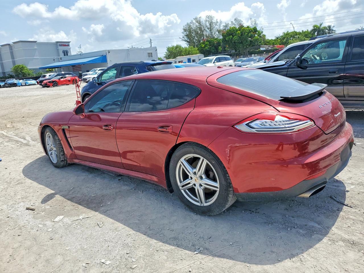 2015 Porsche Panamera 2 - Image 2