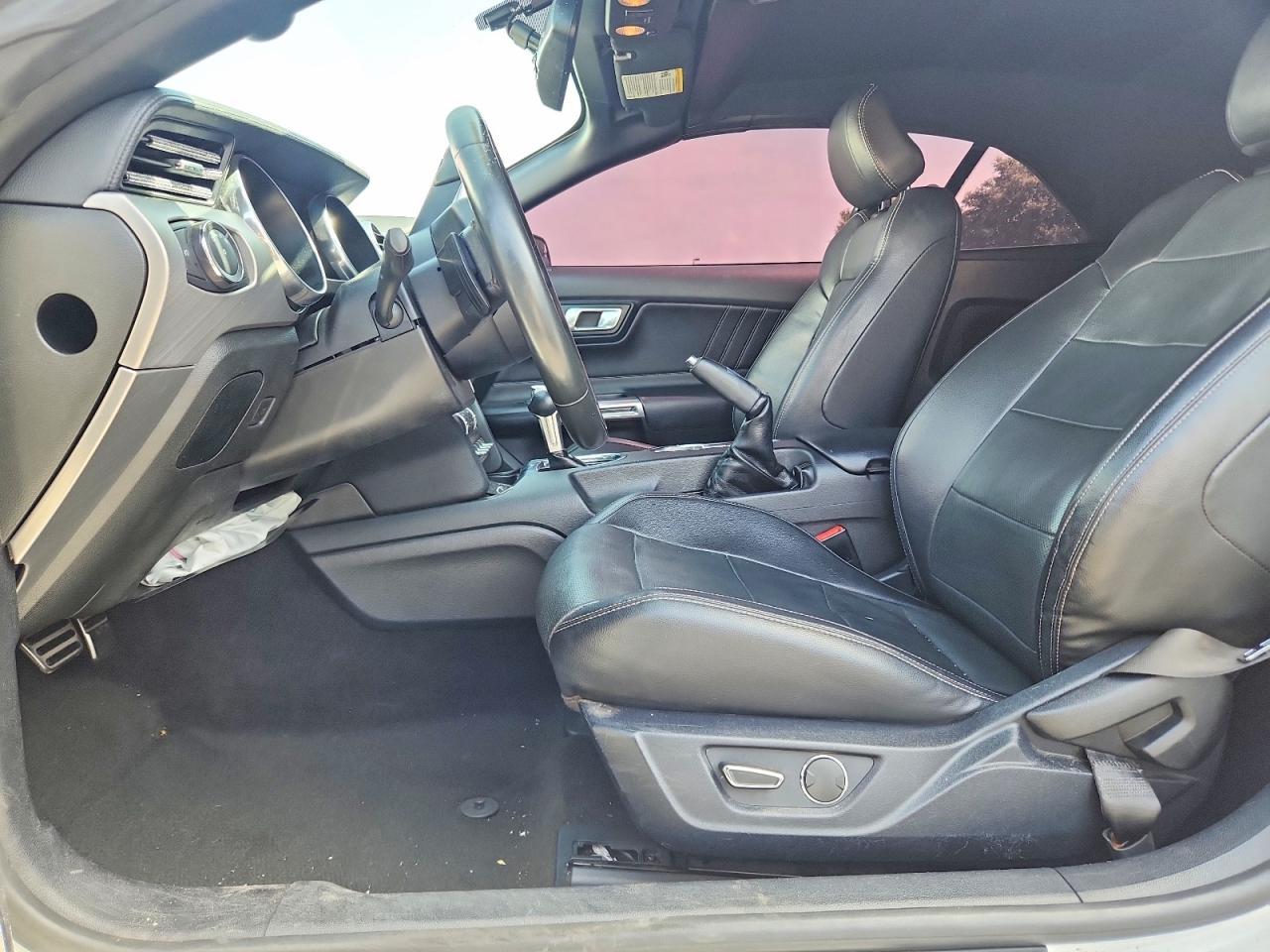 2018 Ford Mustang - Image 7