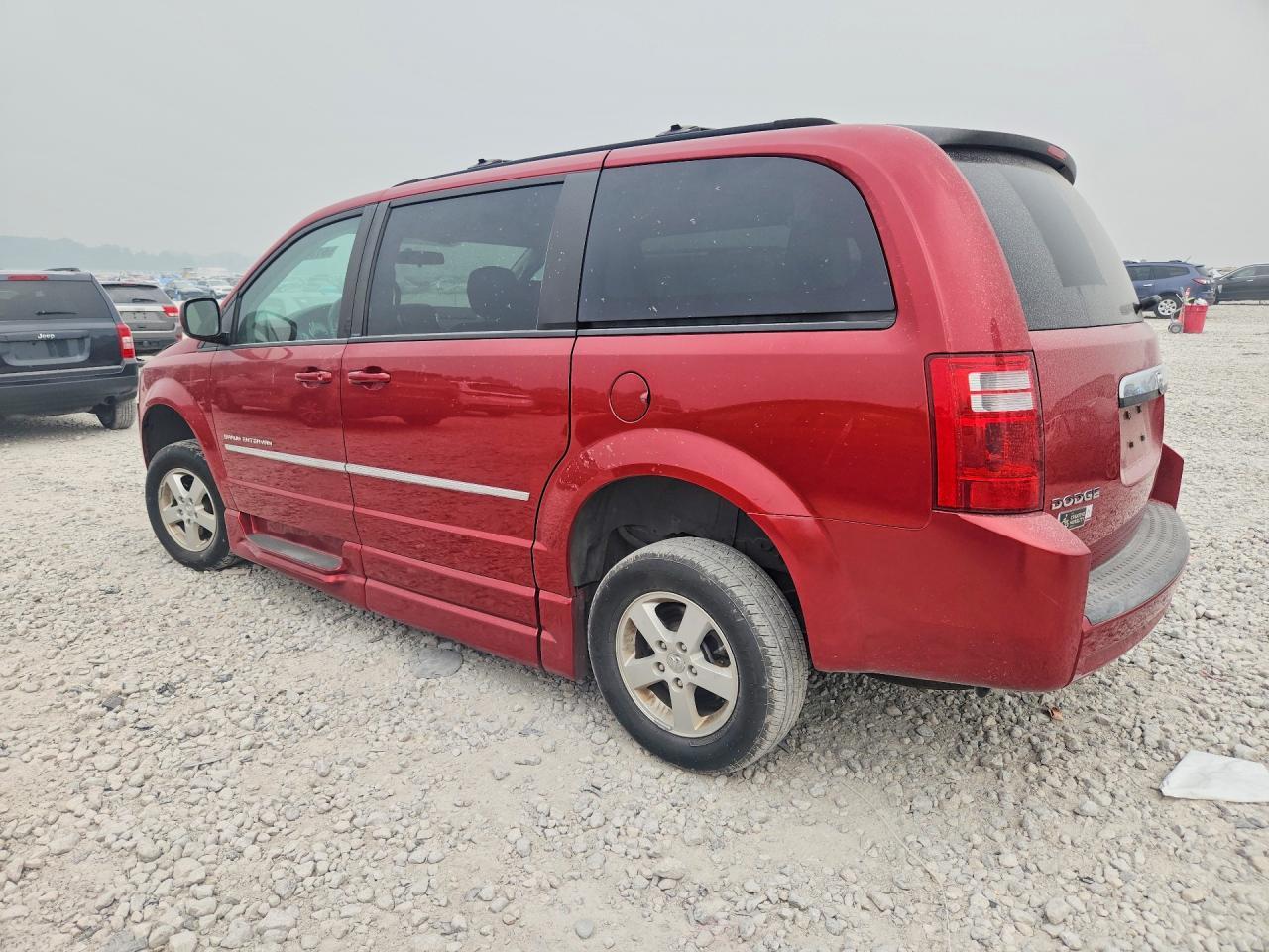 2010 Dodge Grand Caravan Sxt - Фото 2