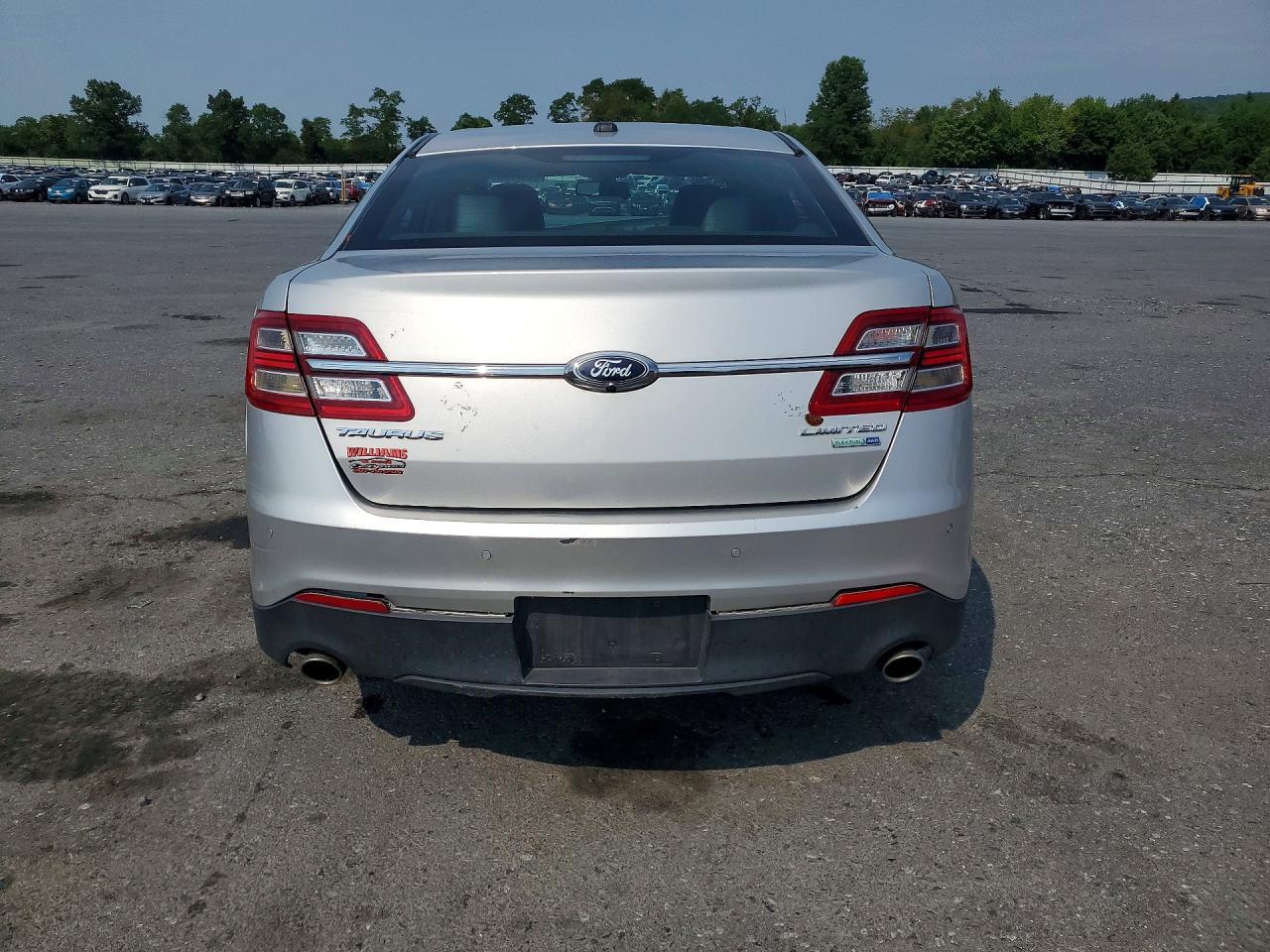 2017 Ford Taurus Limited - Фото 6