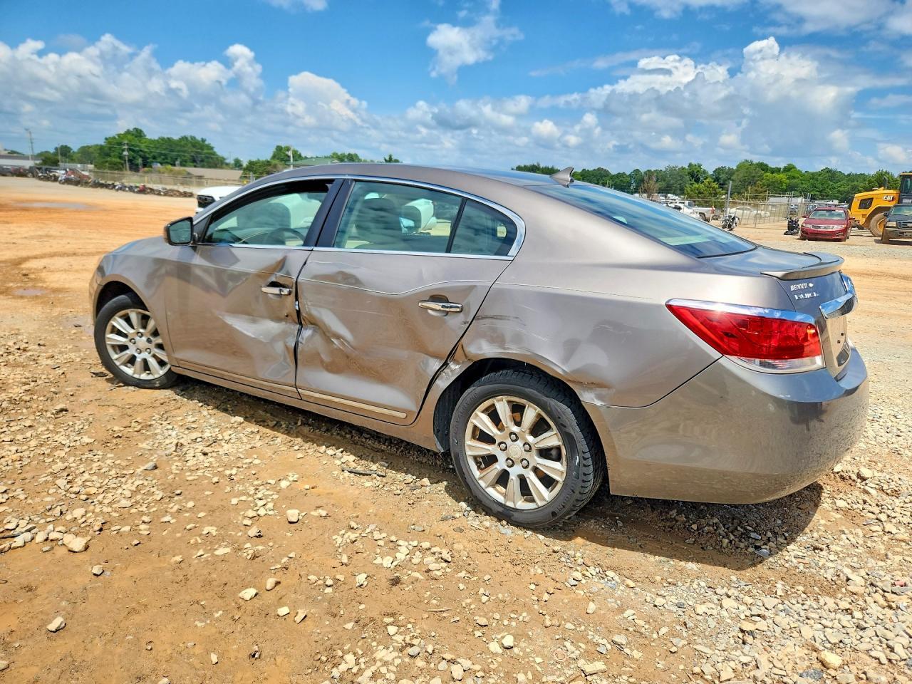 2012 Buick Lacrosse Convenience - Фото 2