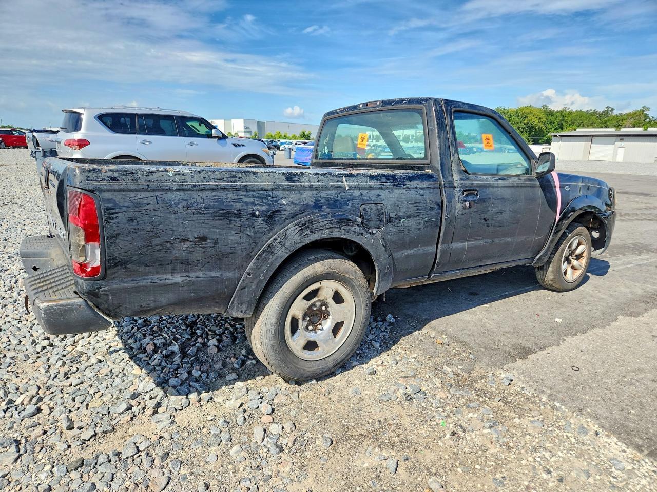 2001 Nissan Frontier Xe - Фото 3