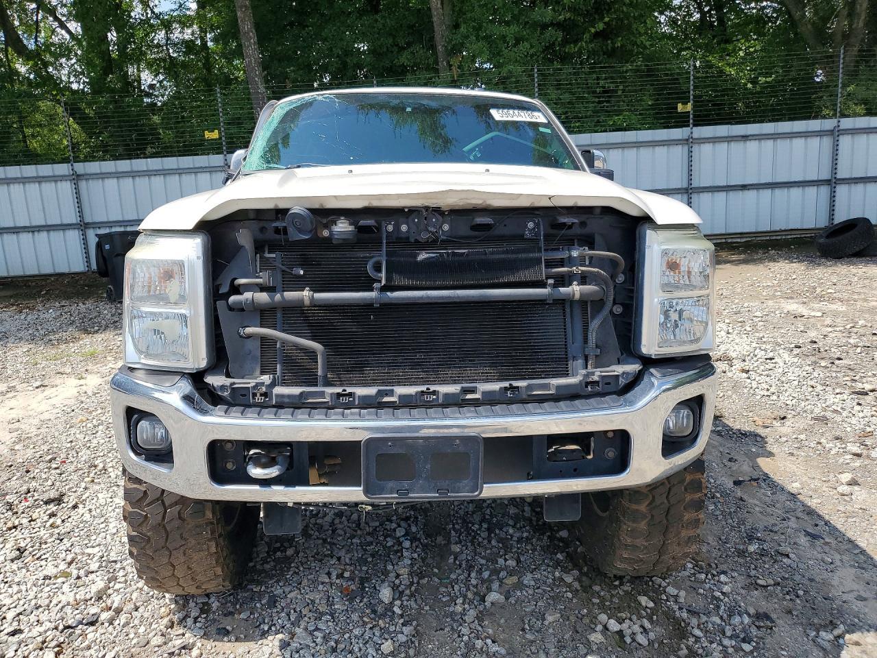 2016 Ford F250 Super Duty - Image 5
