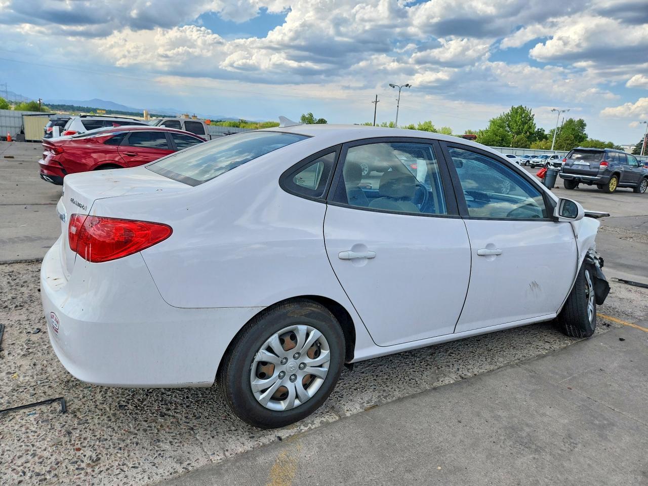 2010 Hyundai Elantra - Фото 3