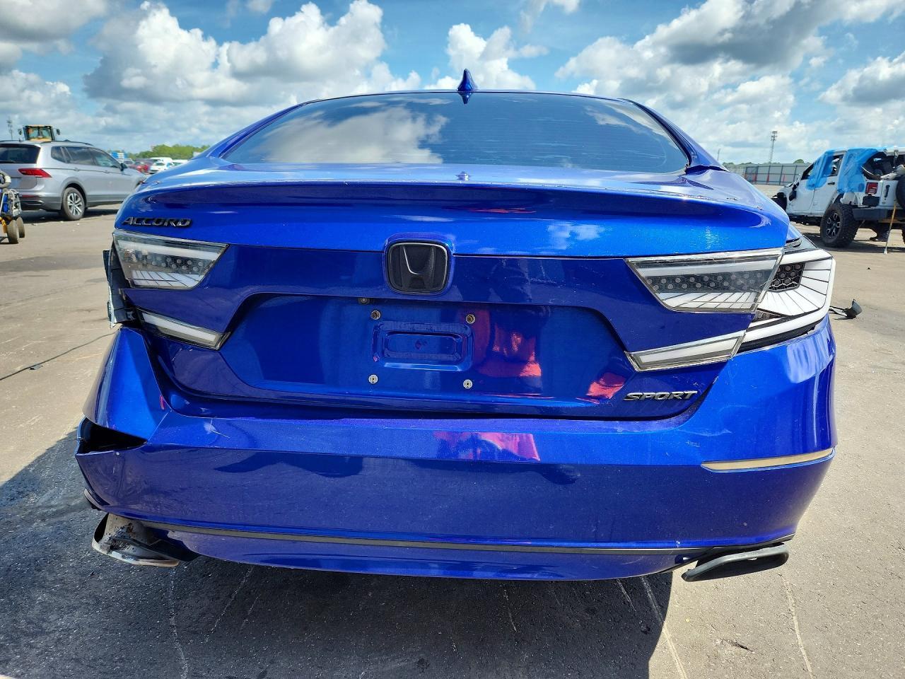 2020 Honda Accord Sport - Image 6