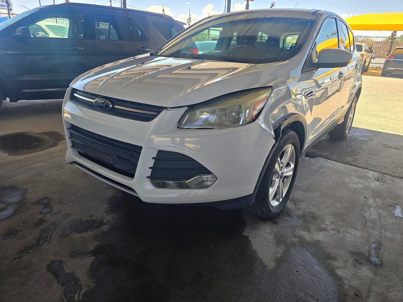 2014 Ford Escape Se - Image 2