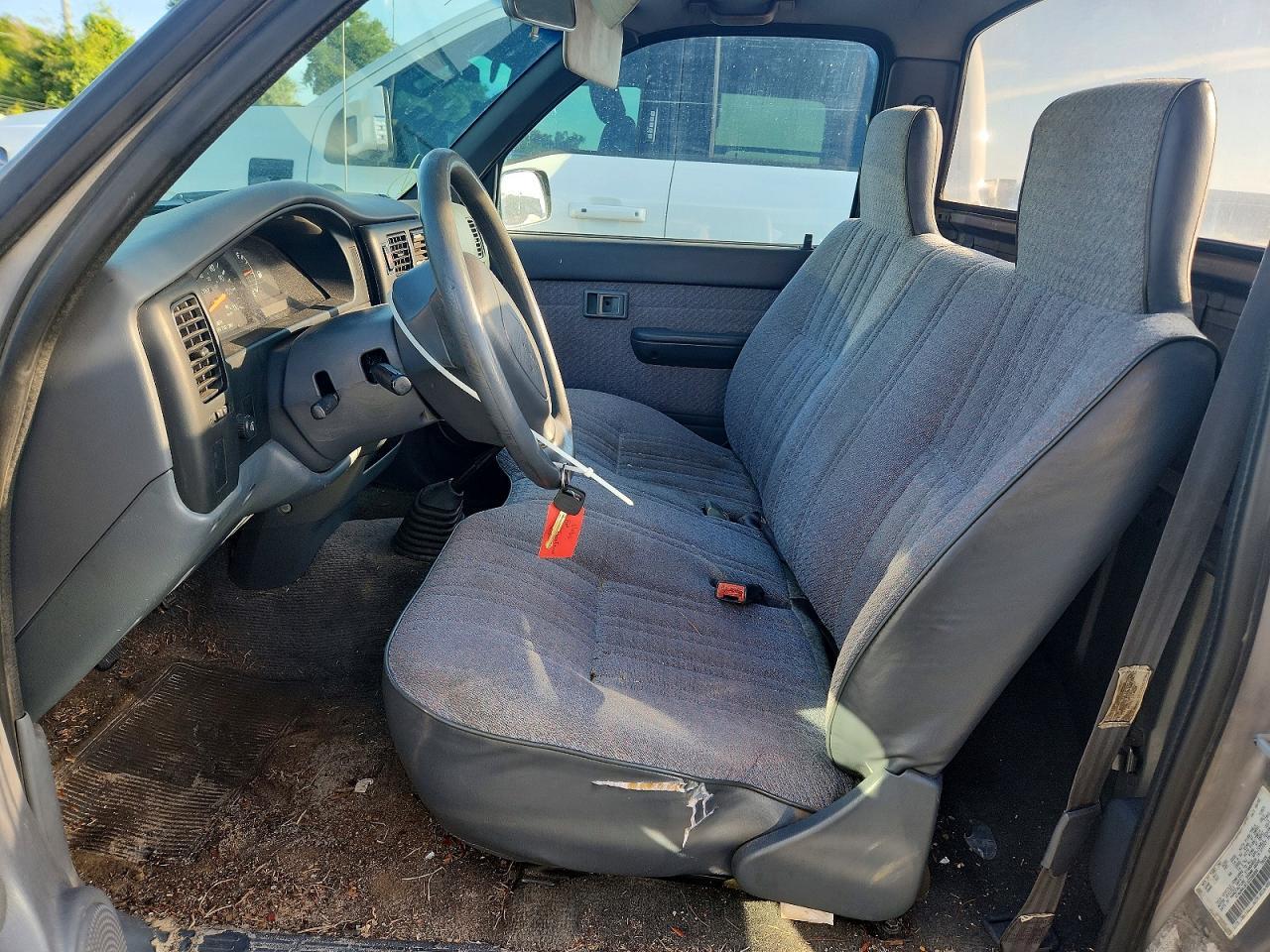 1995 Toyota Tacoma Base - Image 7