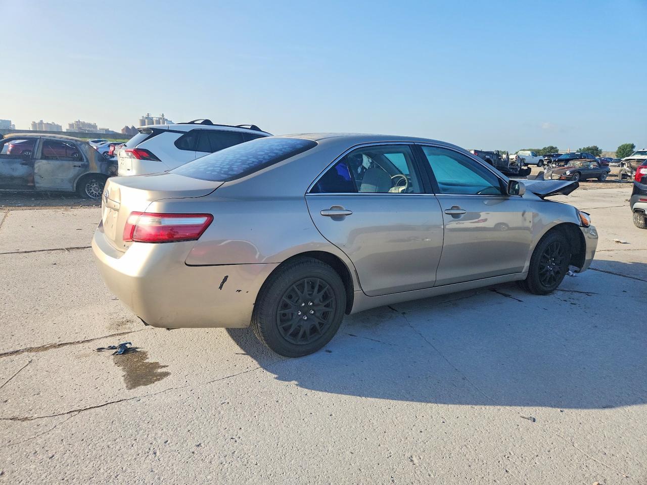 2007 Toyota Camry Le - Image 3