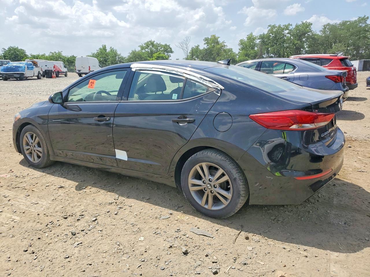 2017 Hyundai Elantra Se - Image 2