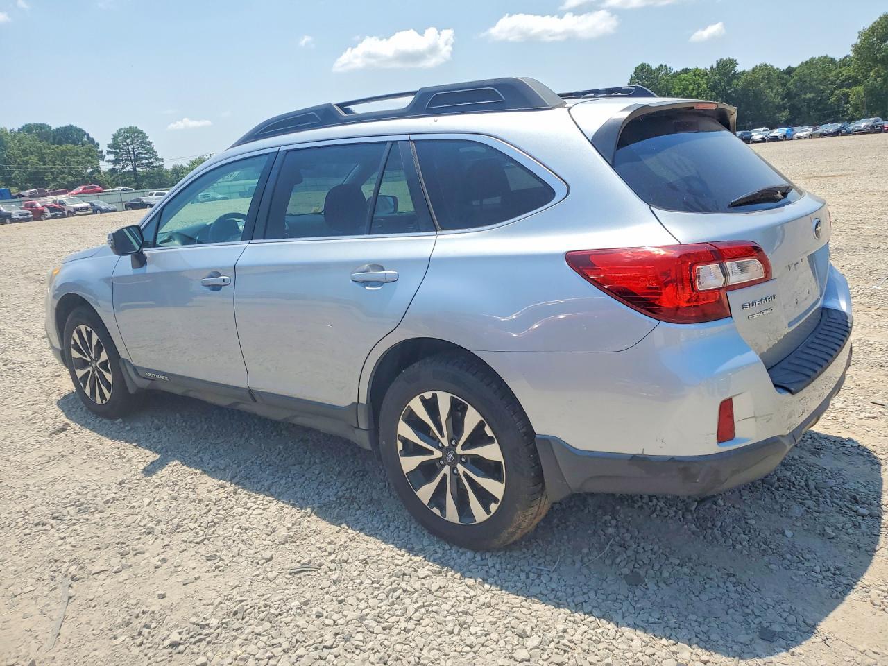 2015 Subaru Outback 2.5I Limited - Фото 2
