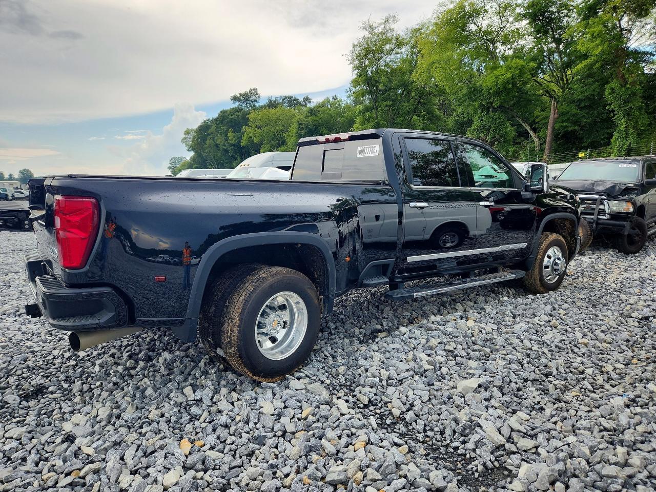 2026 Chevrolet Silverado K3500 High Country - Фото 3