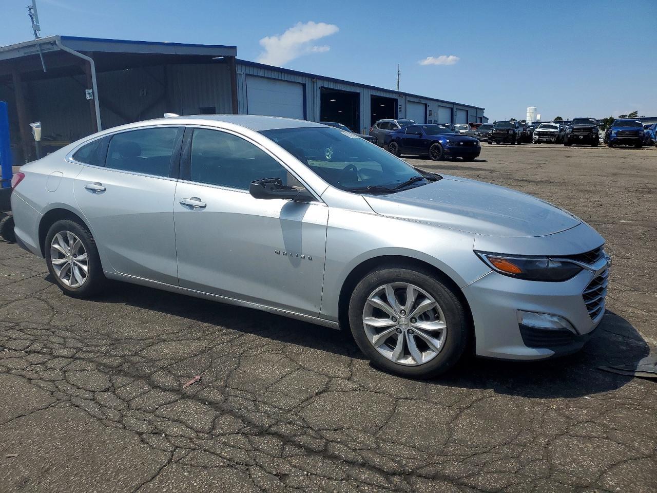 2020 Chevrolet Malibu Lt - Фото 4