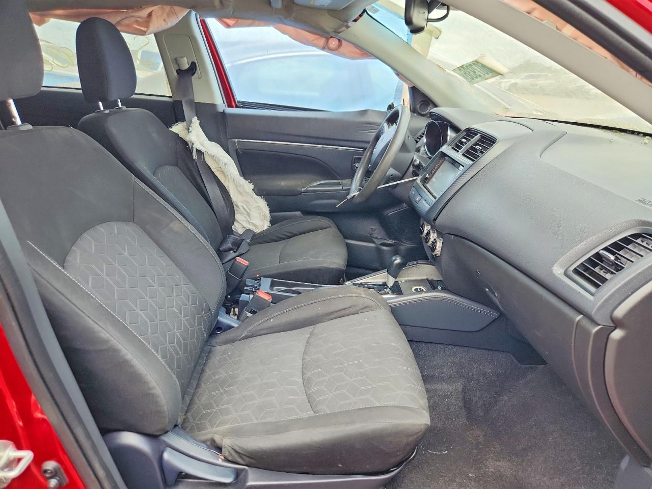 2023 Mitsubishi Outlander Sport S/Se - Image 7