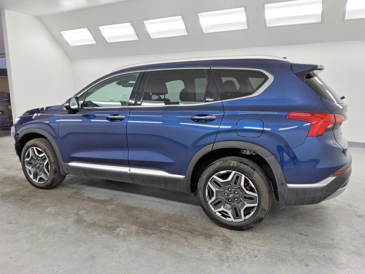 2023 Hyundai Santa Fe Limited - Image 2