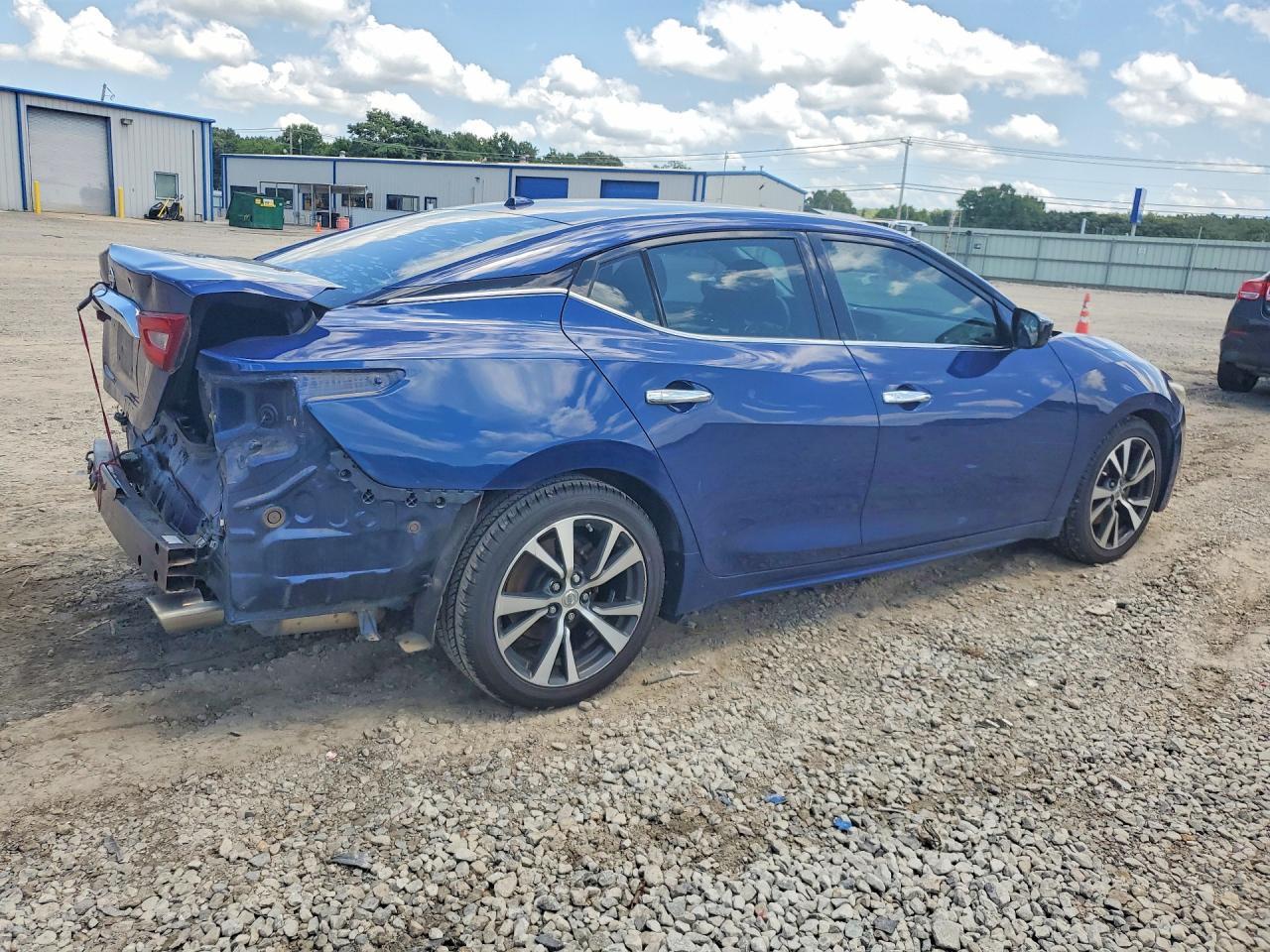 2017 Nissan Maxima 3.5 S - Фото 3