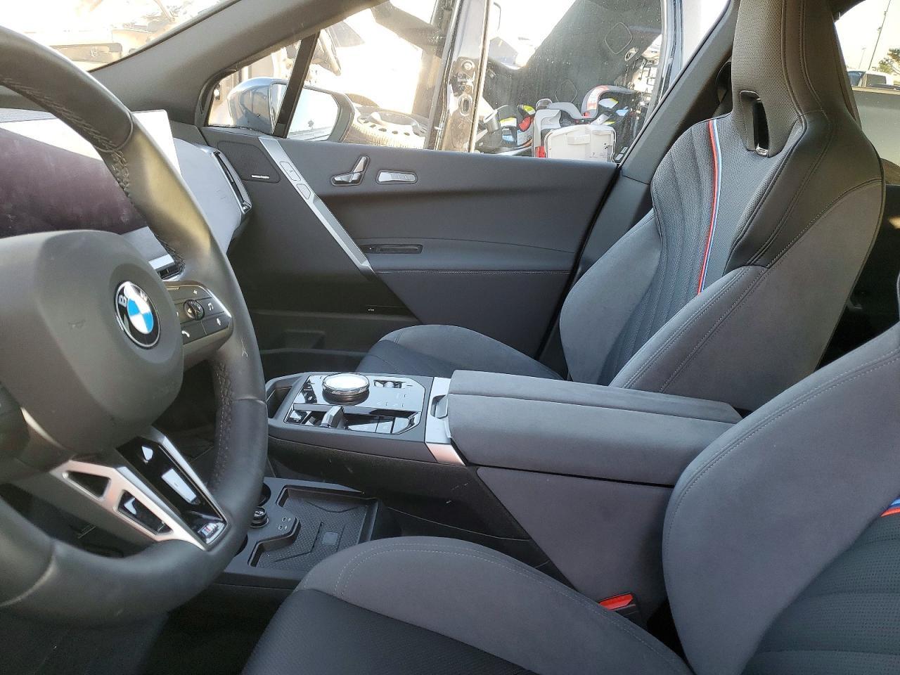 2026 BMW Ix xDrive45 - Image 7