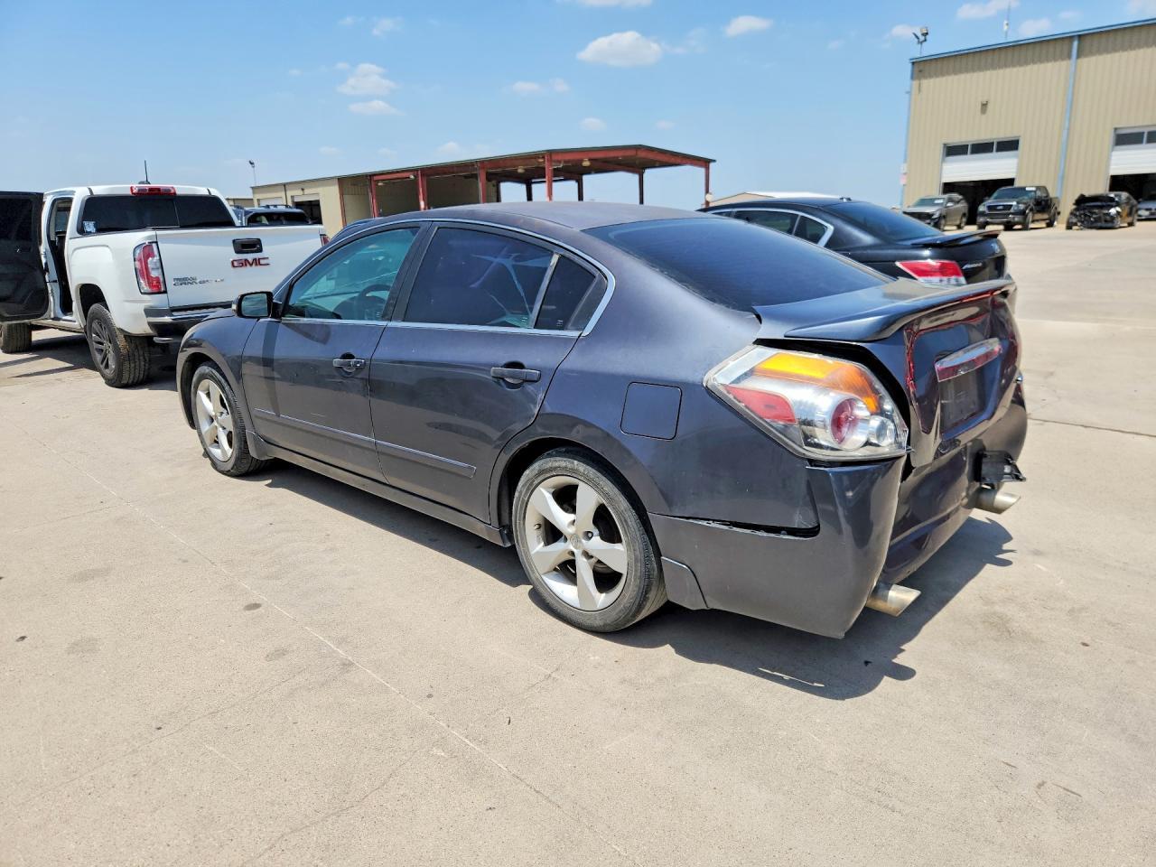 2008 Nissan Altima 3.5 Se - Image 2