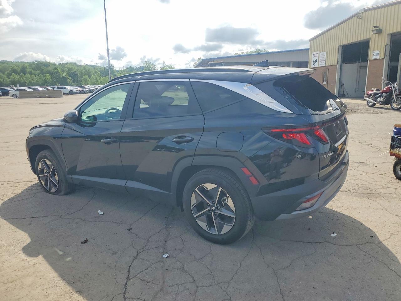 2026 Hyundai Tucson Sel - Image 2