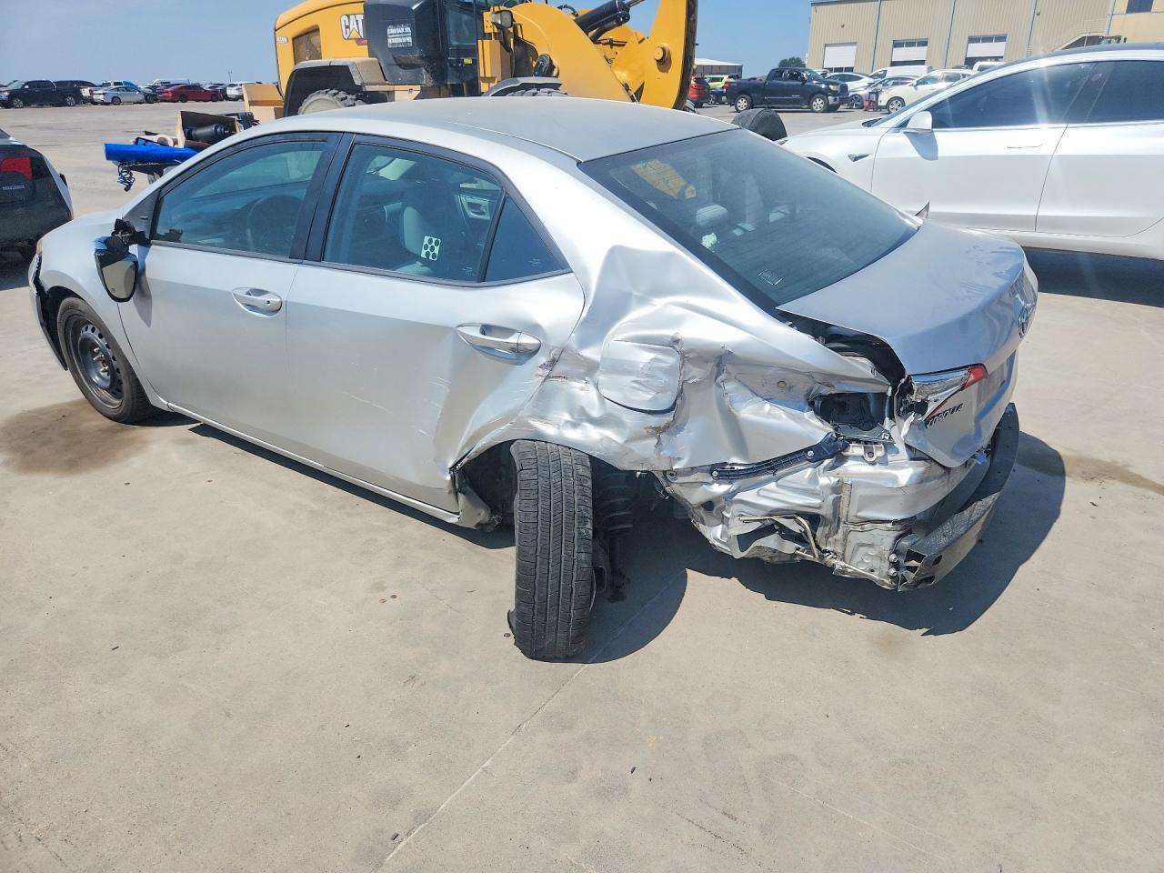 2014 Toyota Corolla Le - Фото 2