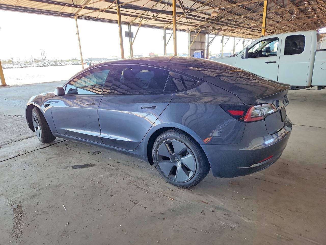 2021 Tesla Model 3 - Фото 2