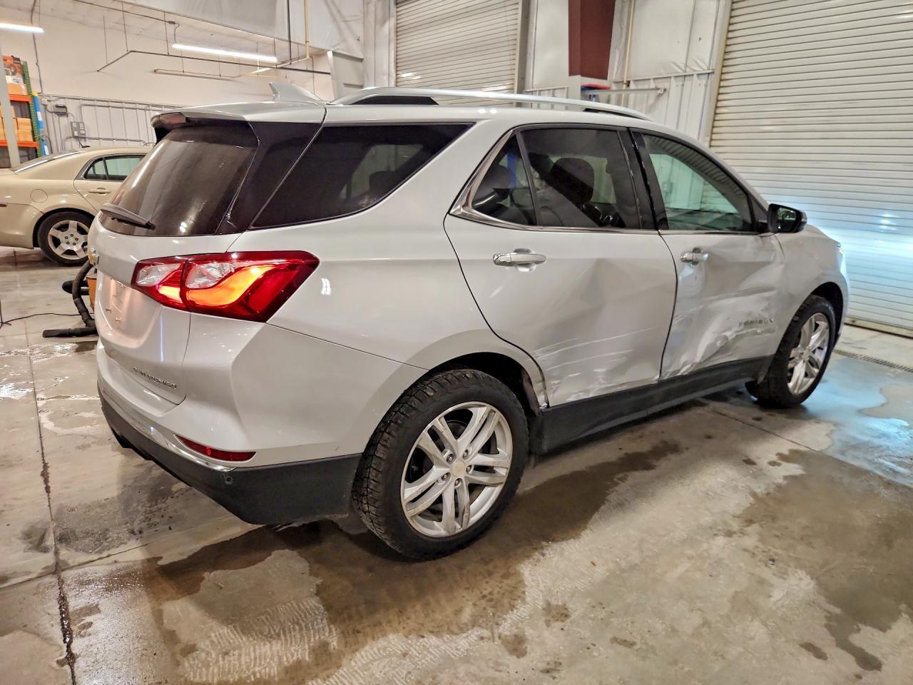 2020 Chevrolet Equinox Premier - Фото 3