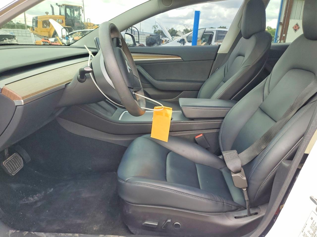 2022 Tesla Model 3 - Фото 7