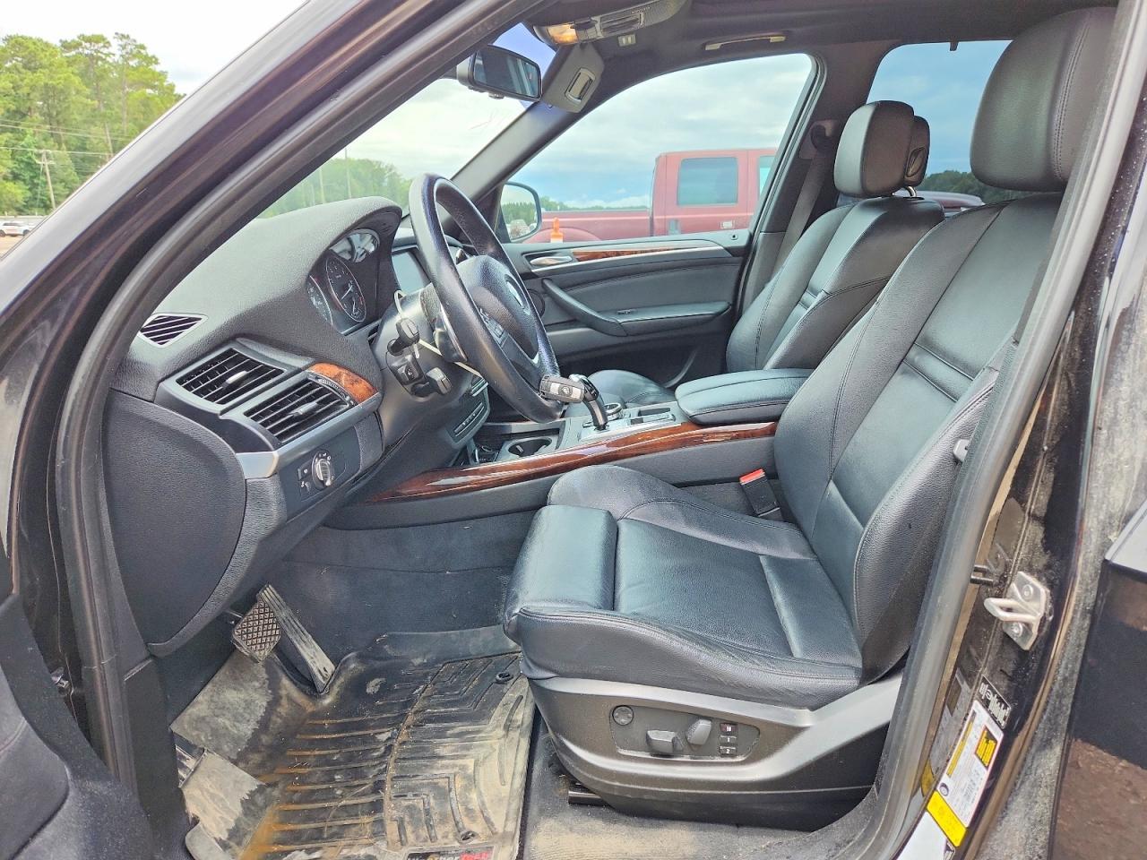 2013 BMW X5 xDrive50I - Image 7