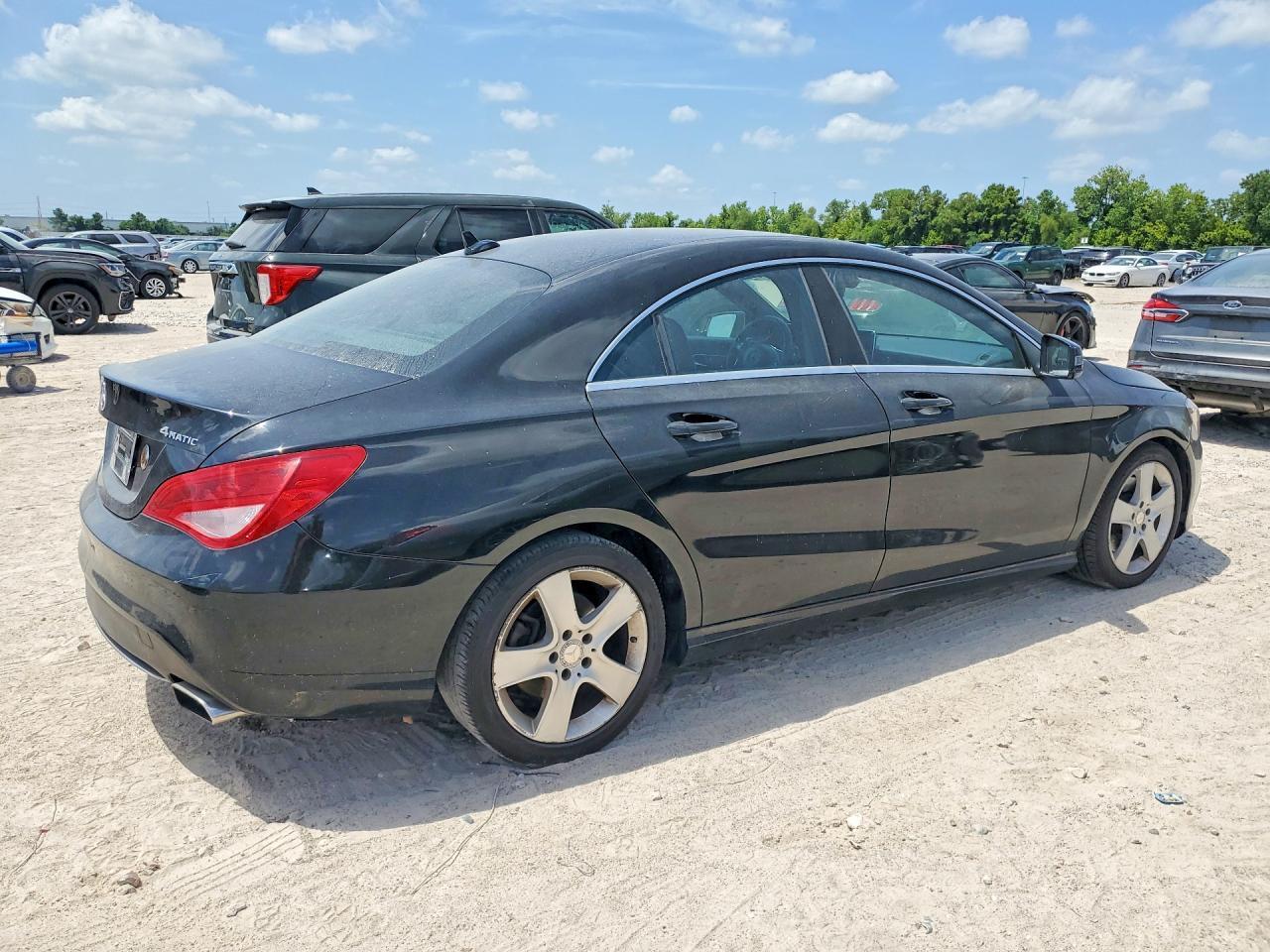 2015 Mercedes-Benz Cla 250 4Matic - Image 3