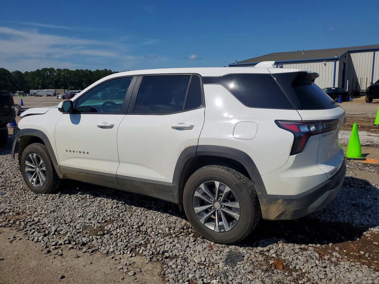2026 Chevrolet Equinox Lt - Фото 2