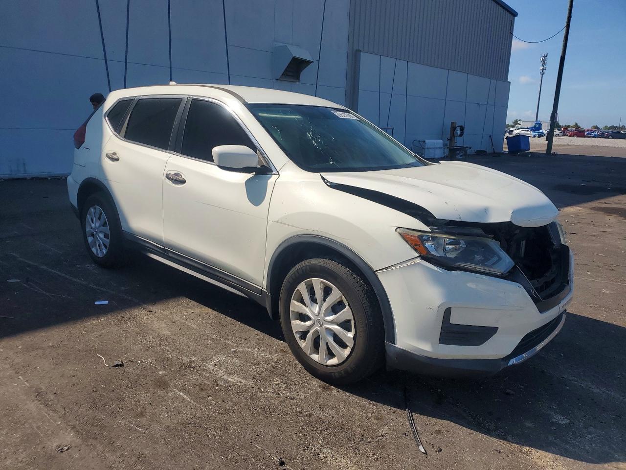2018 Nissan Rogue S - Image 4