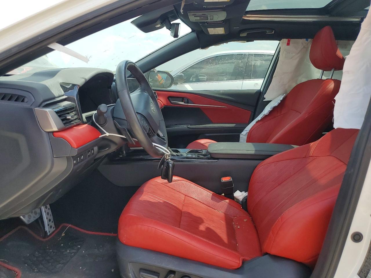 2025 Toyota Camry Xse - Image 7