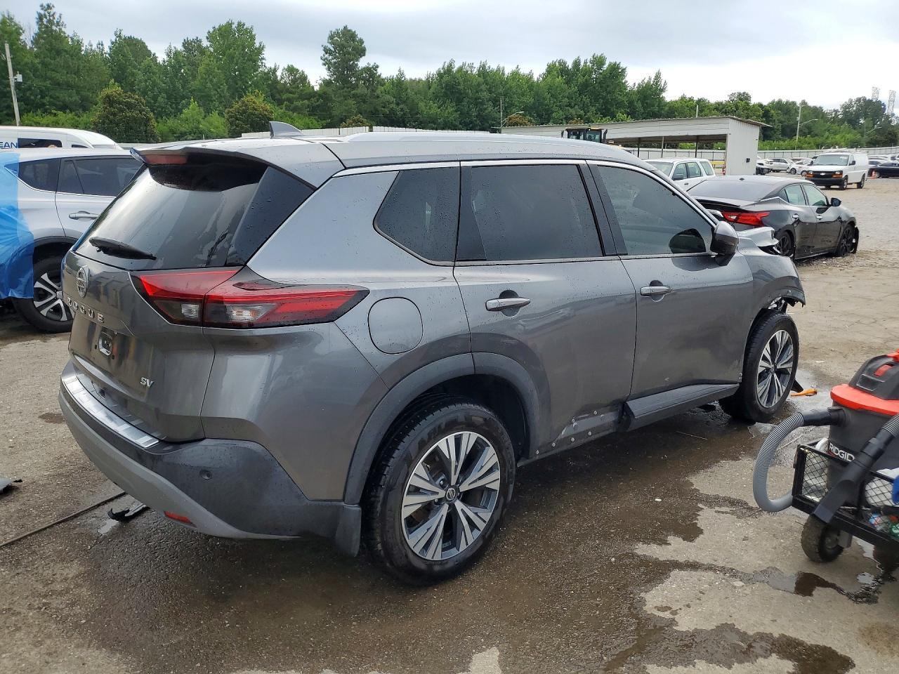 2021 Nissan Rogue Sv - Фото 3