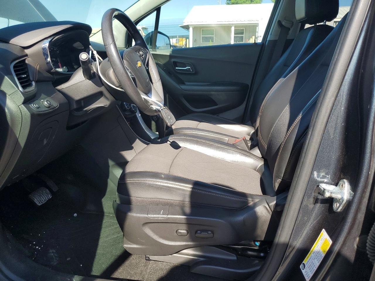 2021 Chevrolet Trax 1Lt - Image 7