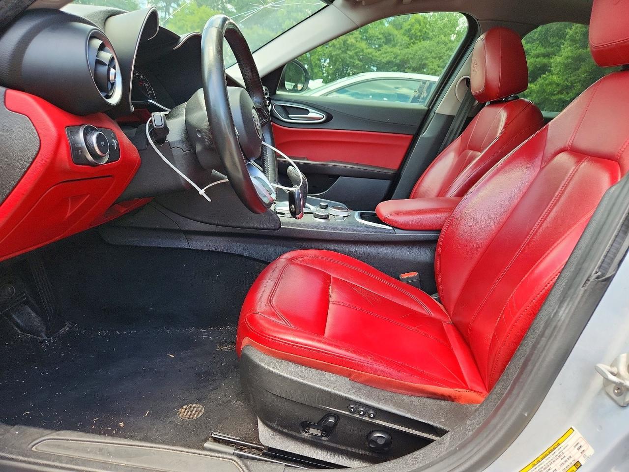 2021 Alfa Romeo Giulia Sport - Фото 7