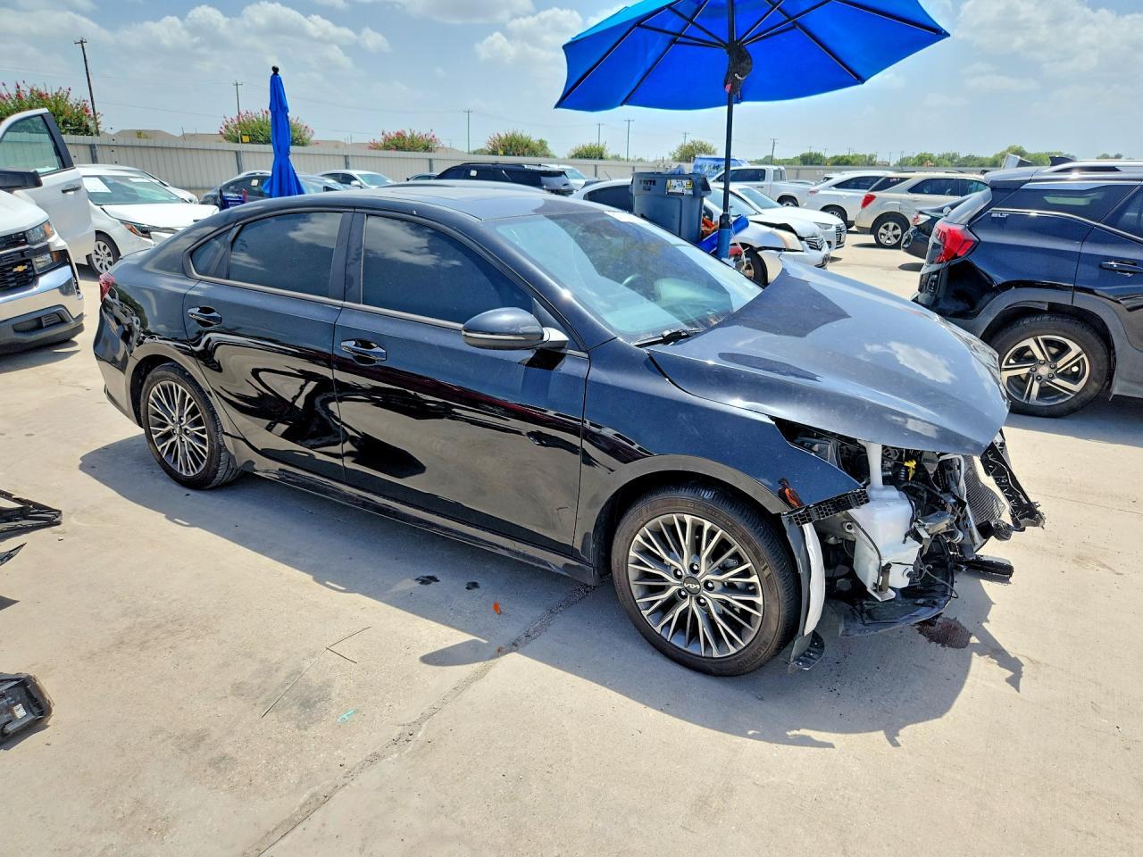 2024 Kia Forte Gt Line - Фото 4