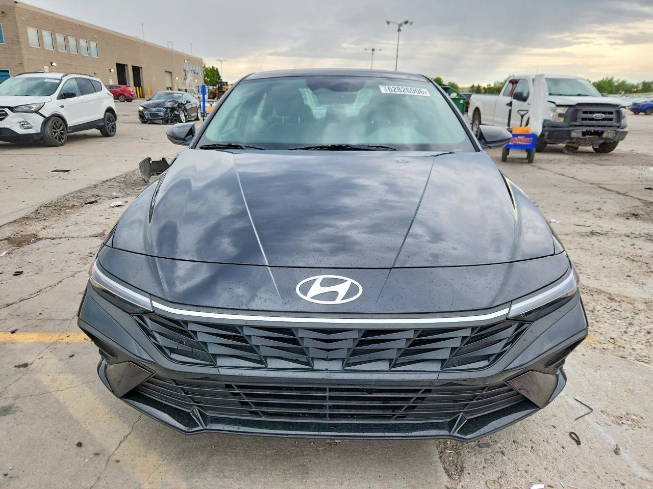2025 Hyundai Elantra Se - Фото 5