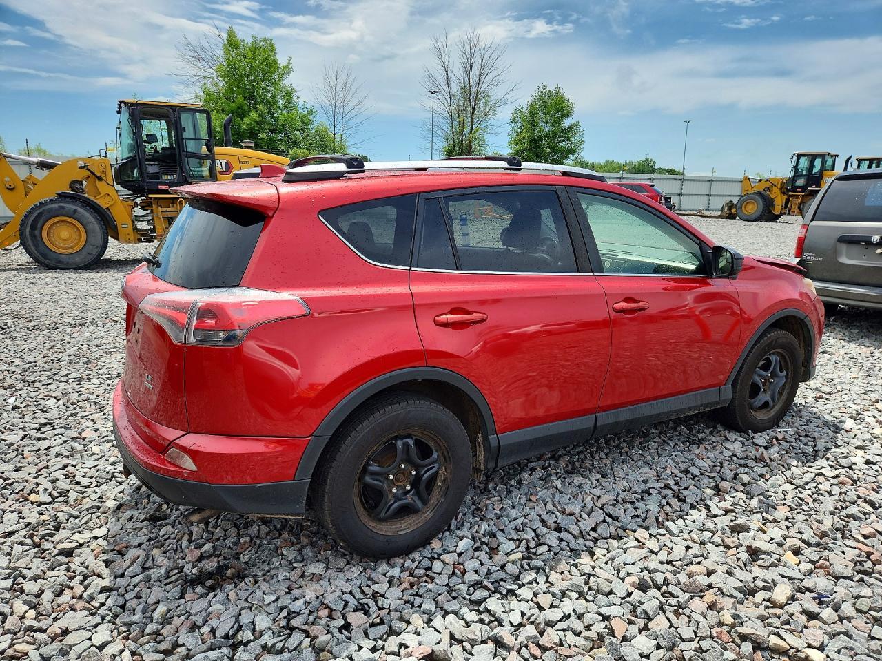 2016 Toyota Rav4 Le - Image 3