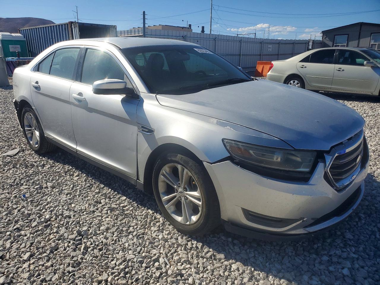 2013 Ford Taurus Sel - Фото 4