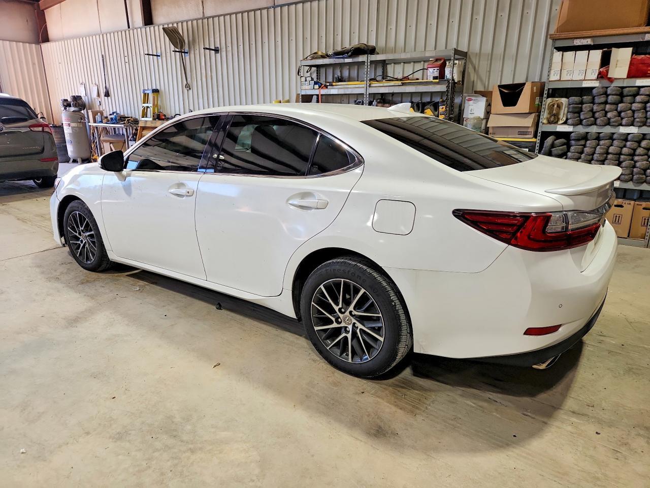 2017 Lexus Es 350 - Фото 2