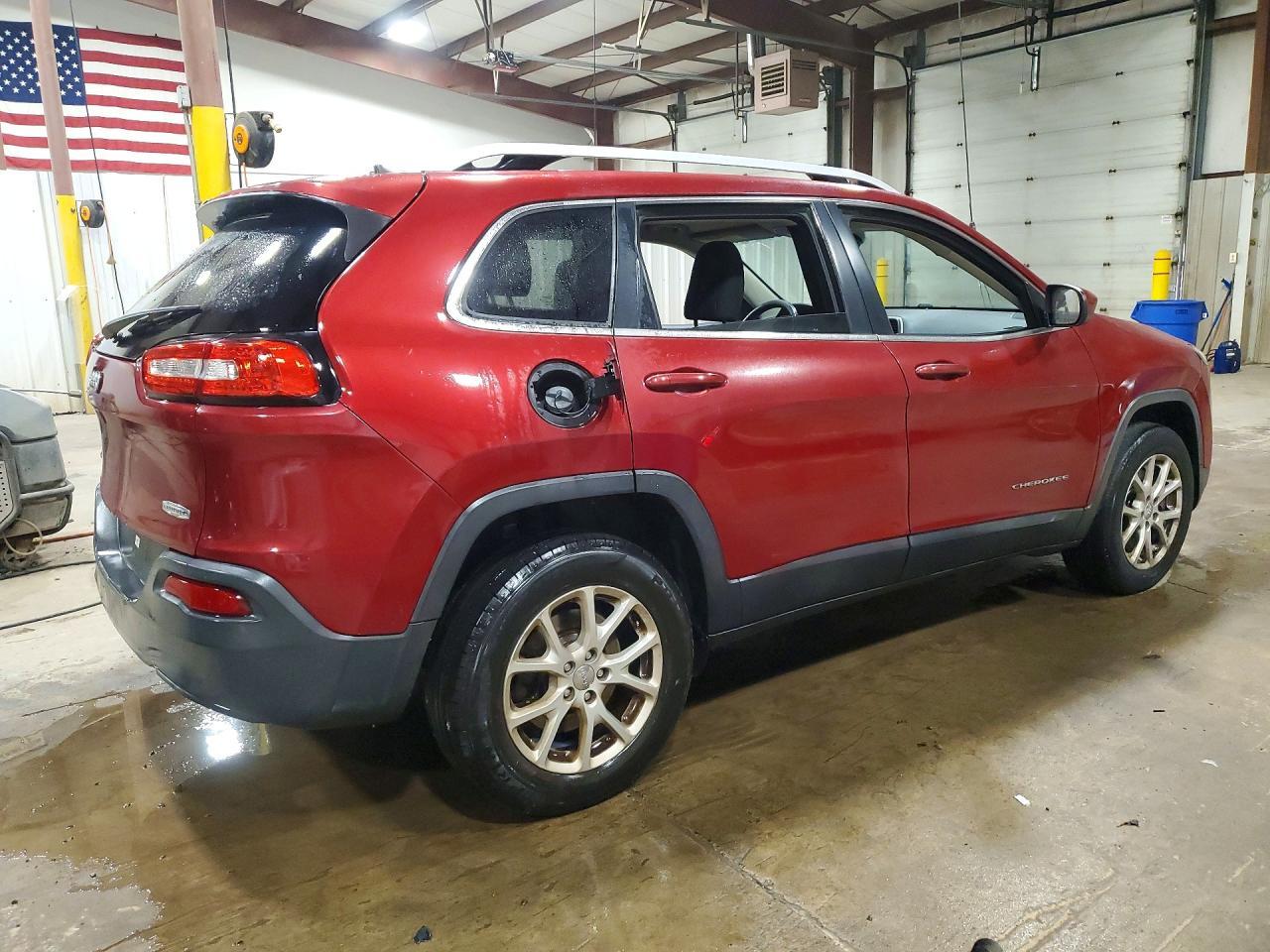 2016 Jeep Cherokee Latitude - Фото 3